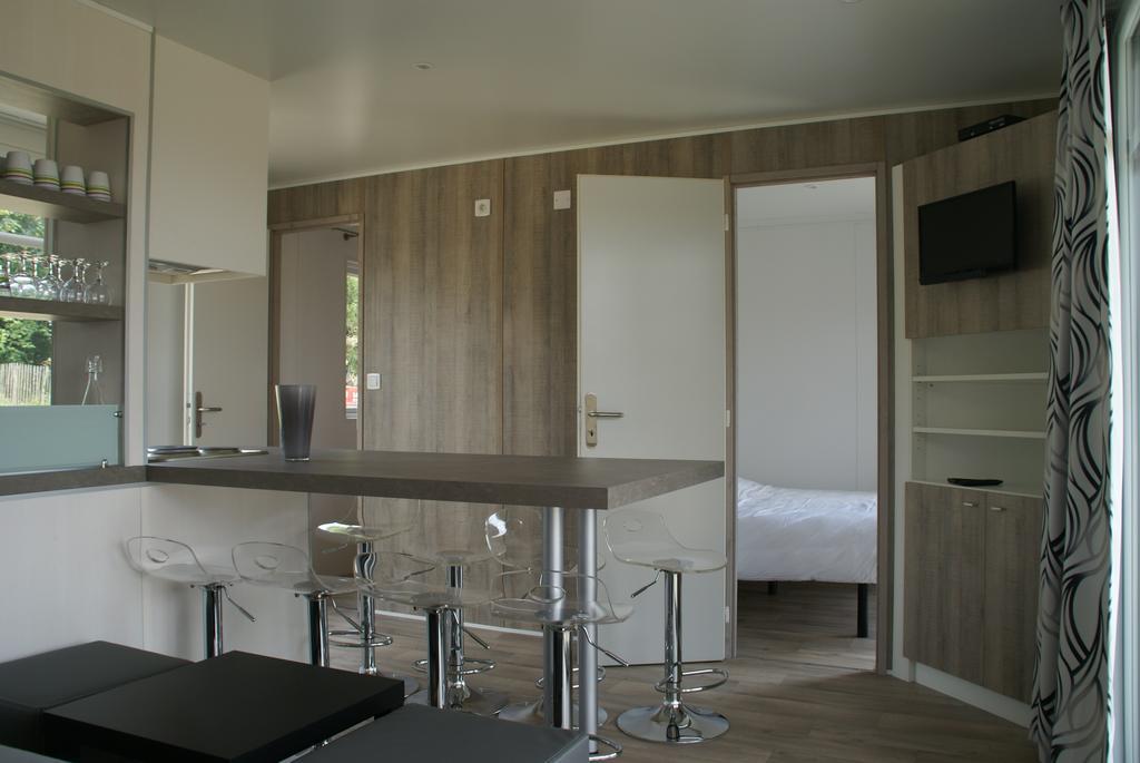 Les Roulottes & Cottages Du Moulin Chenille-Change Екстер'єр фото