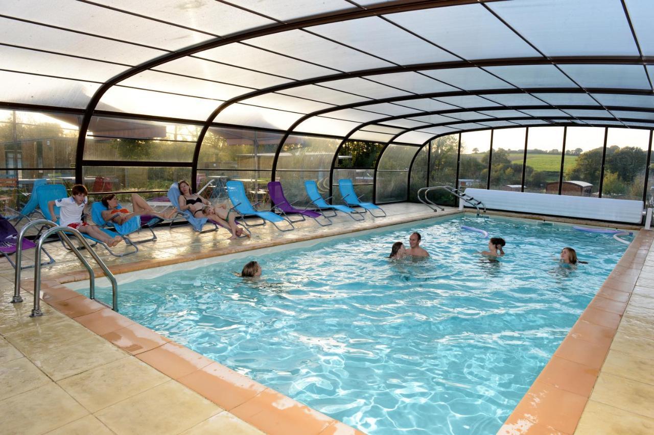 Les Roulottes & Cottages Du Moulin Chenille-Change Екстер'єр фото
